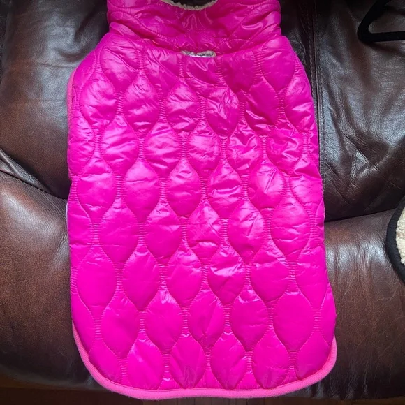 GAP Quilted Dog Puffer Jacket - Picture 1 of 6